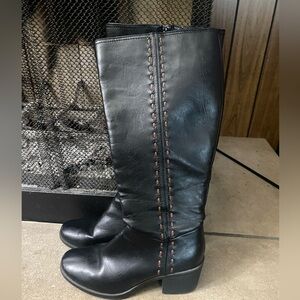 Eurosoft Jade Black and Brown Embroidered Heeled Round Toe Tall women’s boots 9